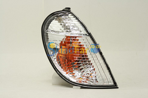 Поворотник правый TOYOTA NADIA 98-03