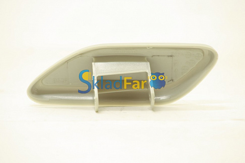 Крышка форсунки омывателя фары правая MAZDA 3  5D  09-11 