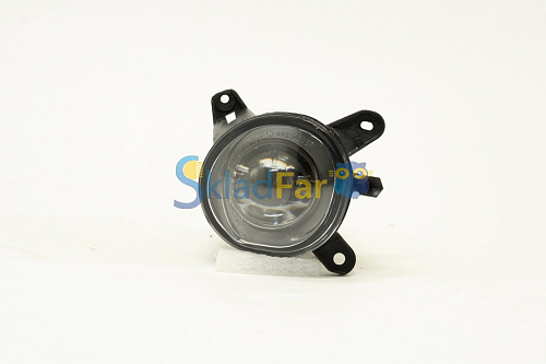 Противотуманка правая VW PASSAT 00-04  