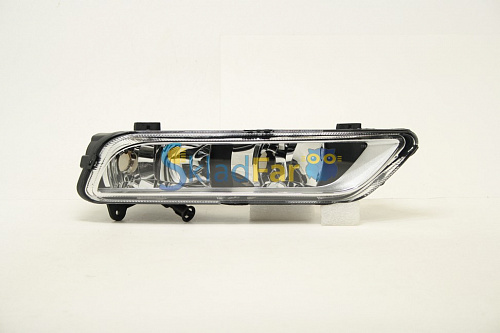 Противотуманка правая VW PASSAT 11-    