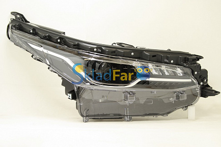 Фара правая TOYOTA FORTUNER 20- LED