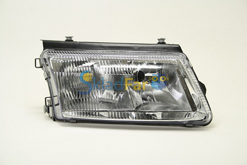 Фара правая VW PASSAT B5 97-99 с противотум, под коррек      