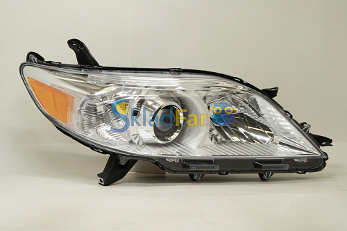 Фара правая TOYOTA SIENNA 11-20