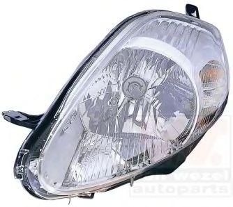Фара левая FIAT PUNTO 05-09 под коррек  