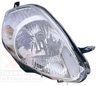 Фара правая FIAT PUNTO 05-09 под коррек  