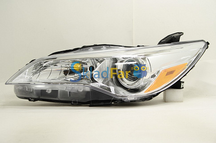 Фара левая TOYOTA CAMRY 15- USA