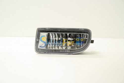 Противотуманка левая TOYOTA L/C 100 98-07  БЕЗ ЛАМП
