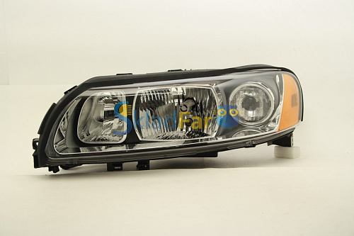 Фара левая  VOLVO XC70 V70 05-06 под коррек  