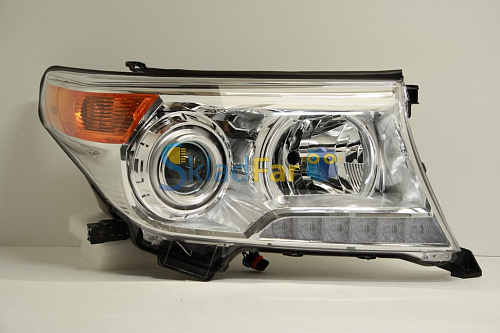 Фара правая TOYOTA LAND CRUISER 200  12-  под коррек, КСЕНОН без надписи L/C 